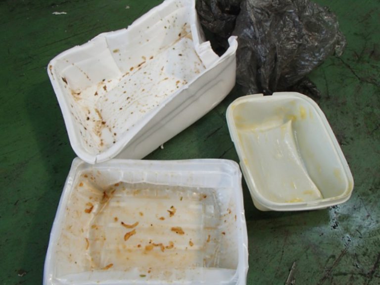 汚れた資源プラスチック